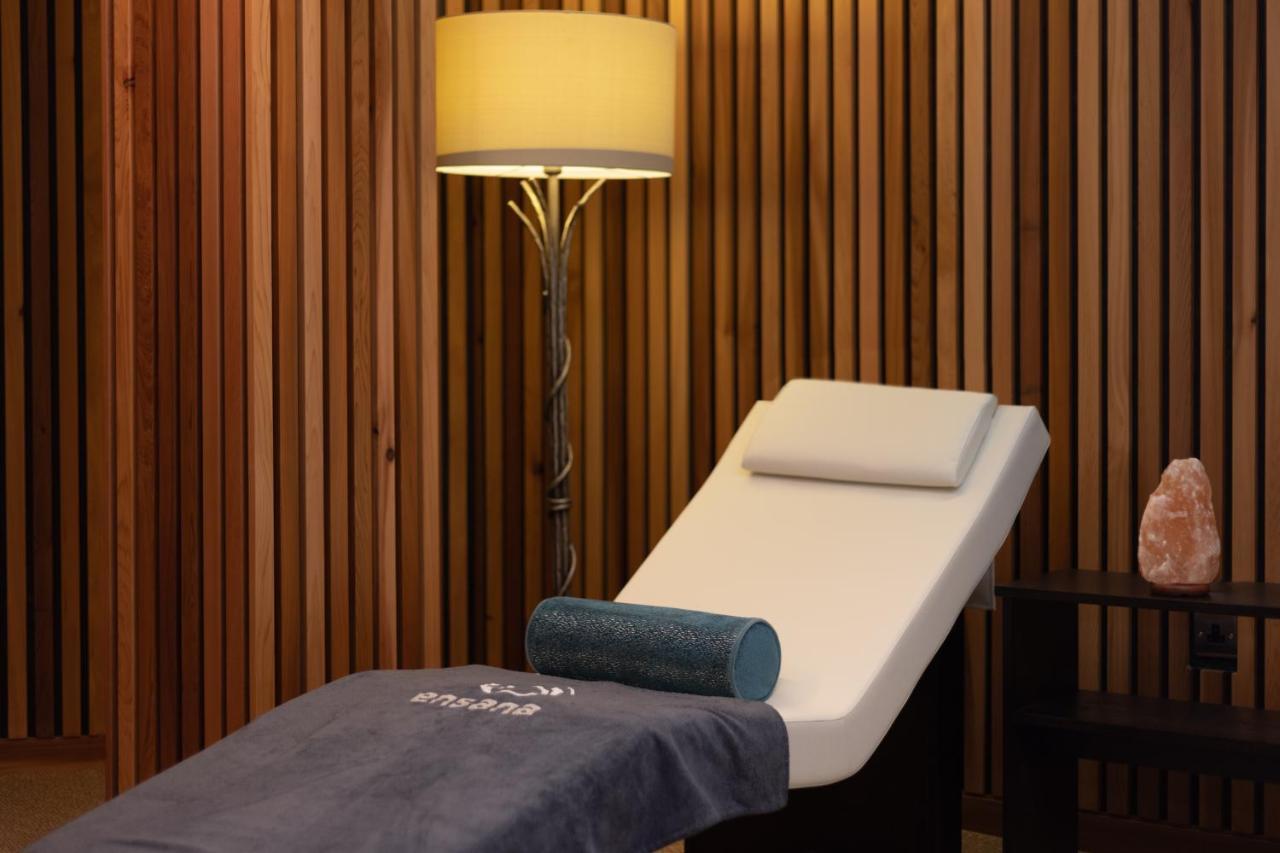 Hotel Ensana Buxton Crescent Exterior foto A massage bed